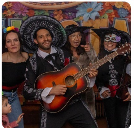 Oswel Pereira tijdens een feest in In Den Vlaemschen Pot